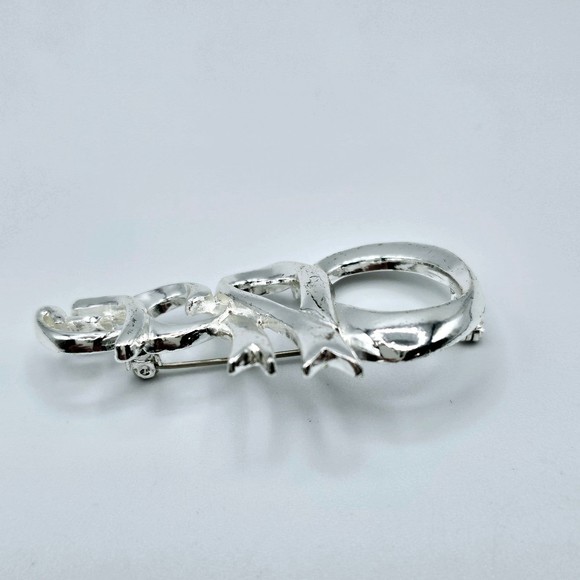 Snowman Brooch Vintage Silver Tone Ribbon Winter Christmas Holiday Statement Pin - Picture 2 of 6